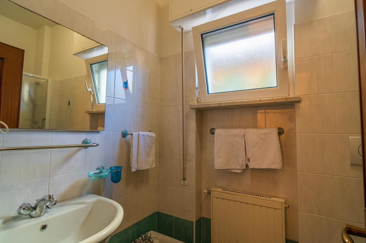 Appartamenti La Residenza Borgio Verezzi Bagian luar foto