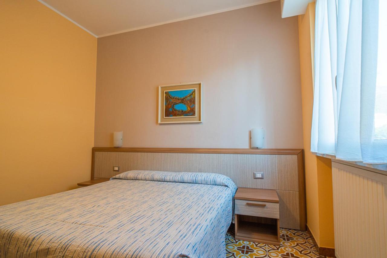 Appartamenti La Residenza Borgio Verezzi Bagian luar foto