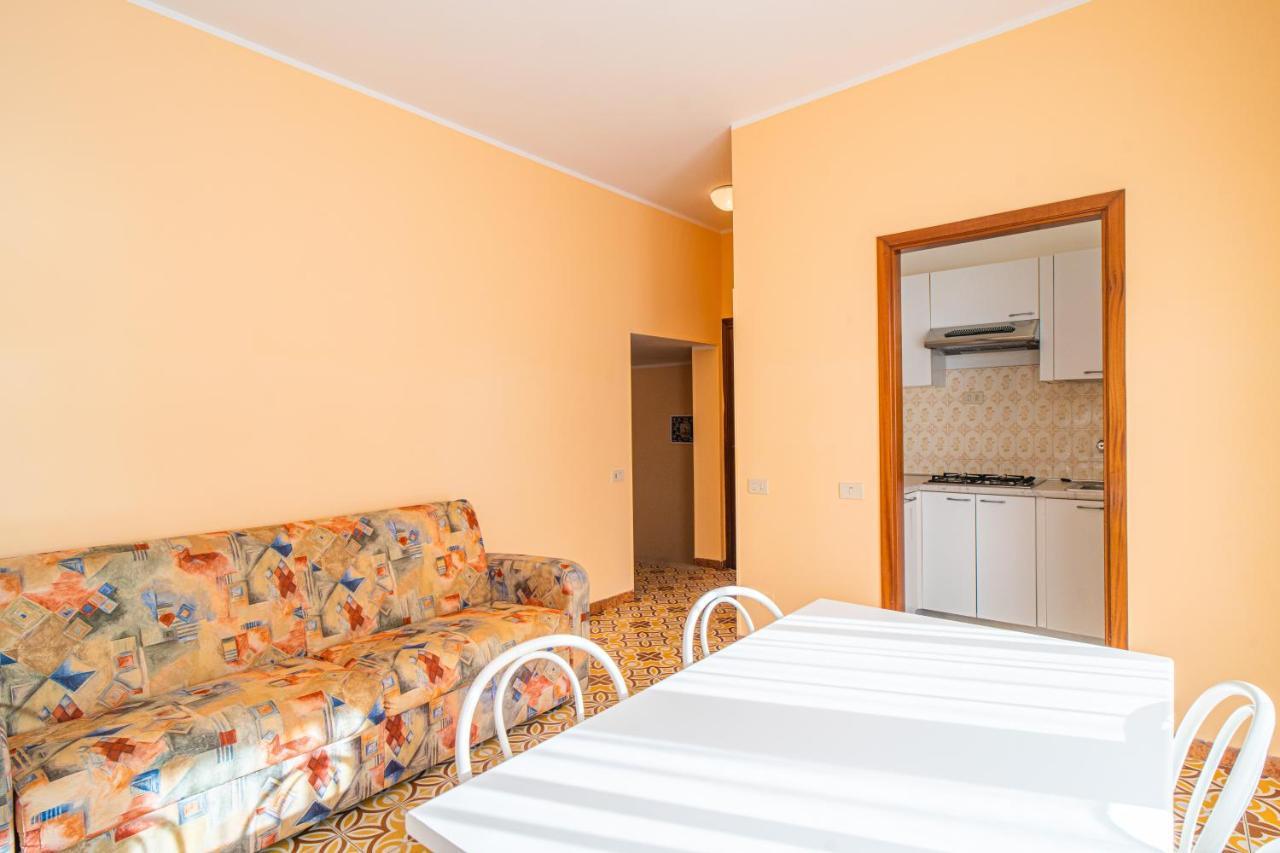 Appartamenti La Residenza Borgio Verezzi Bagian luar foto