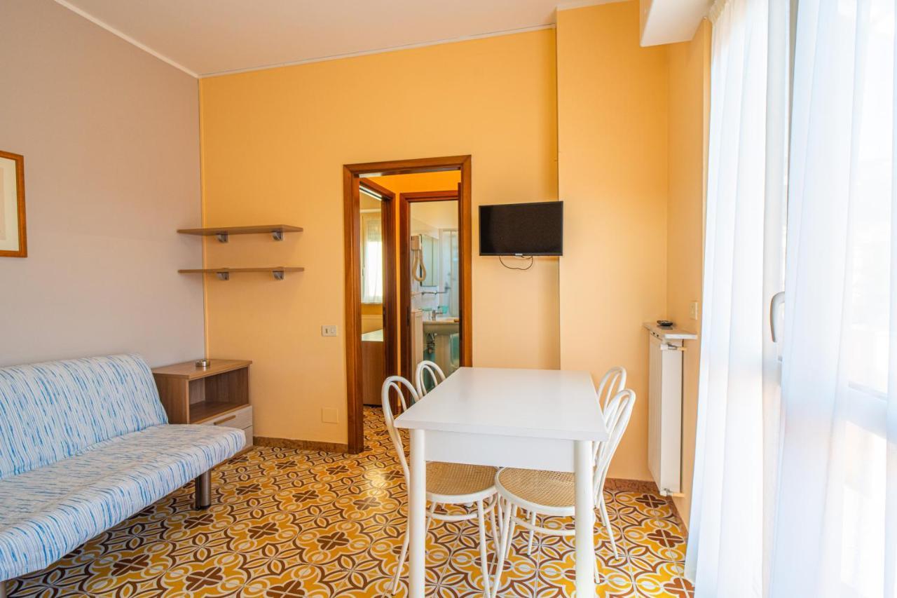 Appartamenti La Residenza Borgio Verezzi Bagian luar foto
