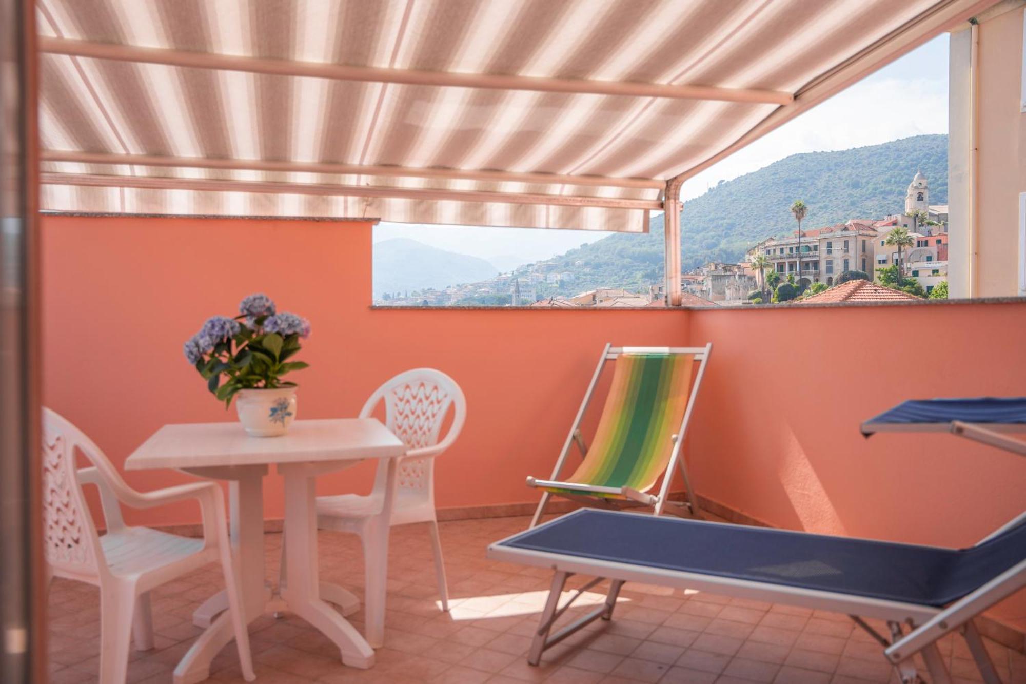 Appartamenti La Residenza Borgio Verezzi Bagian luar foto