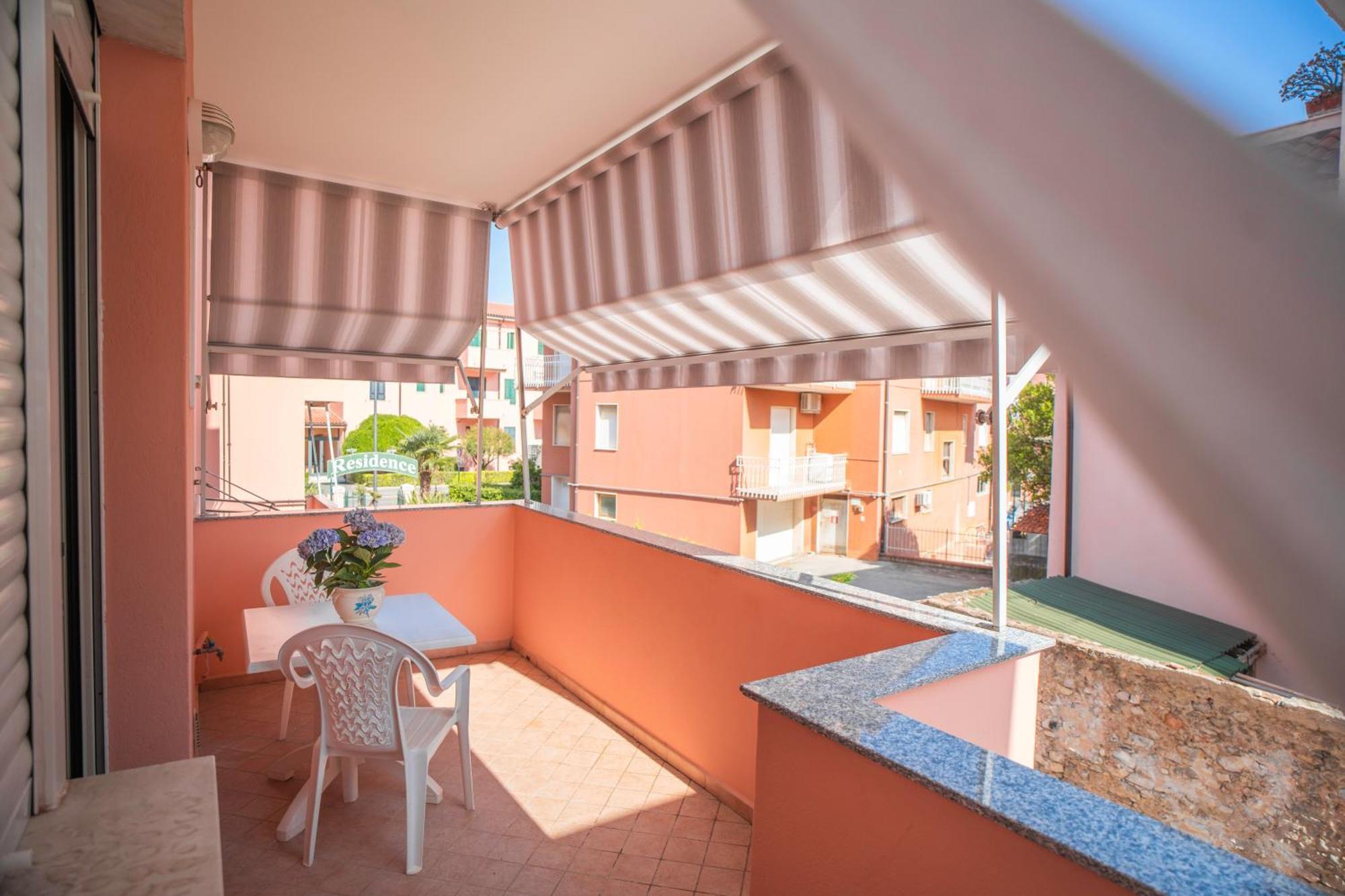 Appartamenti La Residenza Borgio Verezzi Bagian luar foto